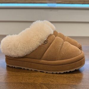 UGG Kids Shearling Platform Slippers